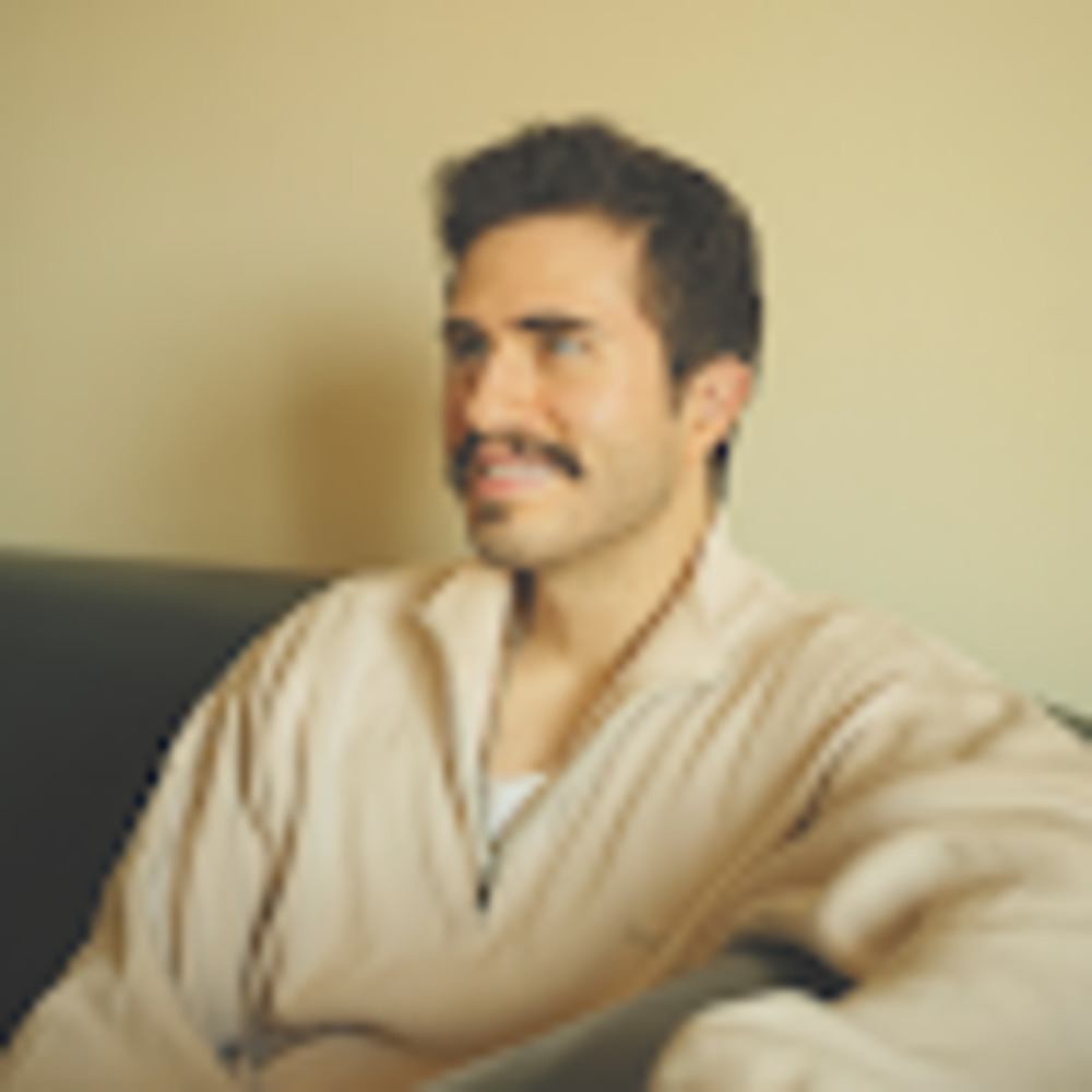 Meet your Posher, Kyle